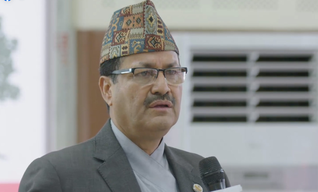 नेपाली विद्यार्थीहरुको उद्धारको लागि   परराष्ट्रमन्त्री स्वयं इजरायल जाने।