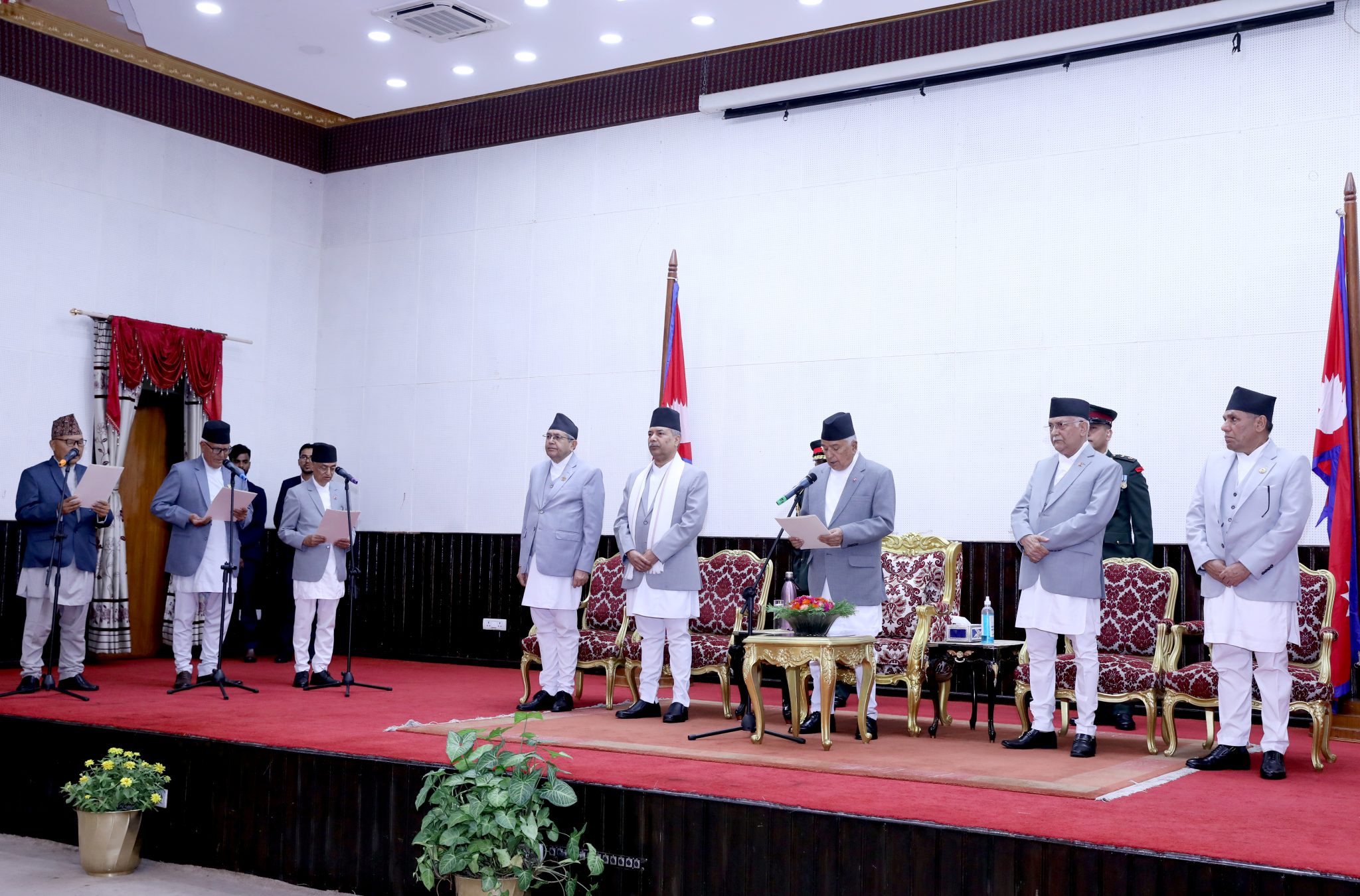 नवनियुक्त तीन प्रदेश प्रमुखहरुले लिए सपथ