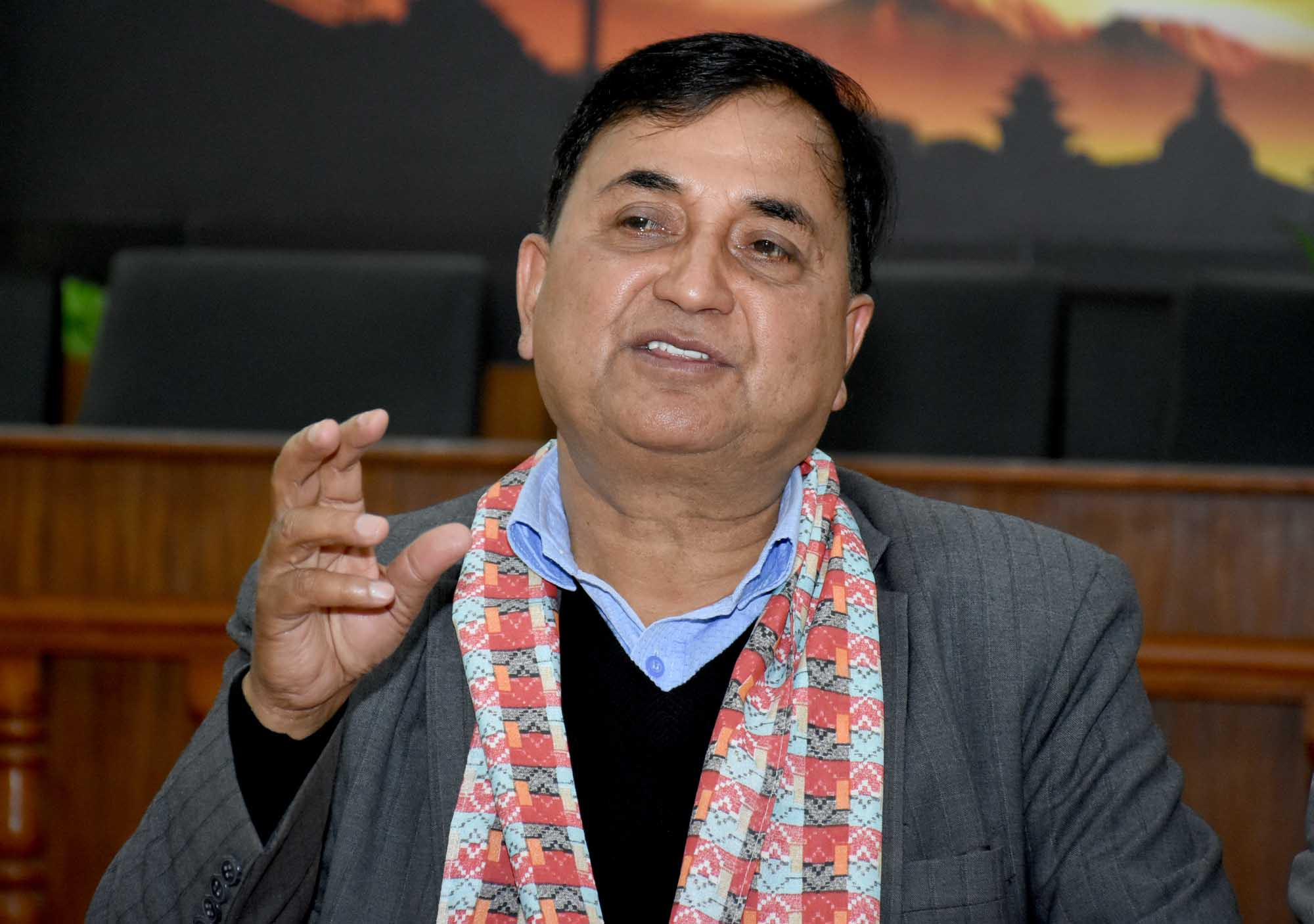 ईश्वर पोखरेलद्वारा अध्यक्षमा उम्मेदवारी घोषणा