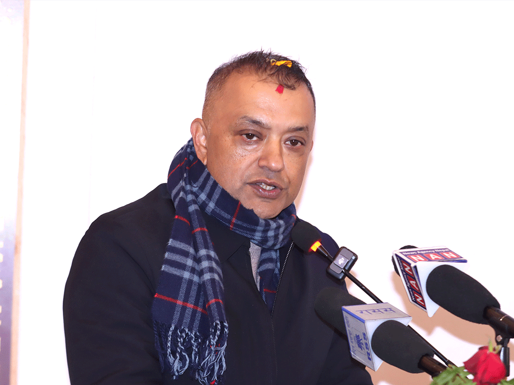 पार्टी सभापति देउवालाई महामन्त्री गगनले पठाए विशेष महाधिवेशनको निमन्त्रणा