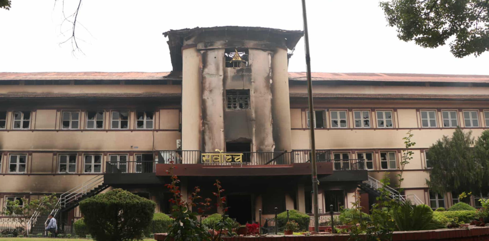 अव्यवस्थित सार्वजनिक संरचनाका कारण व्यक्तिले क्षति बेहोर्नुपरे क्षतिपूर्ति दिलाउन सर्वोच्चको आदेश