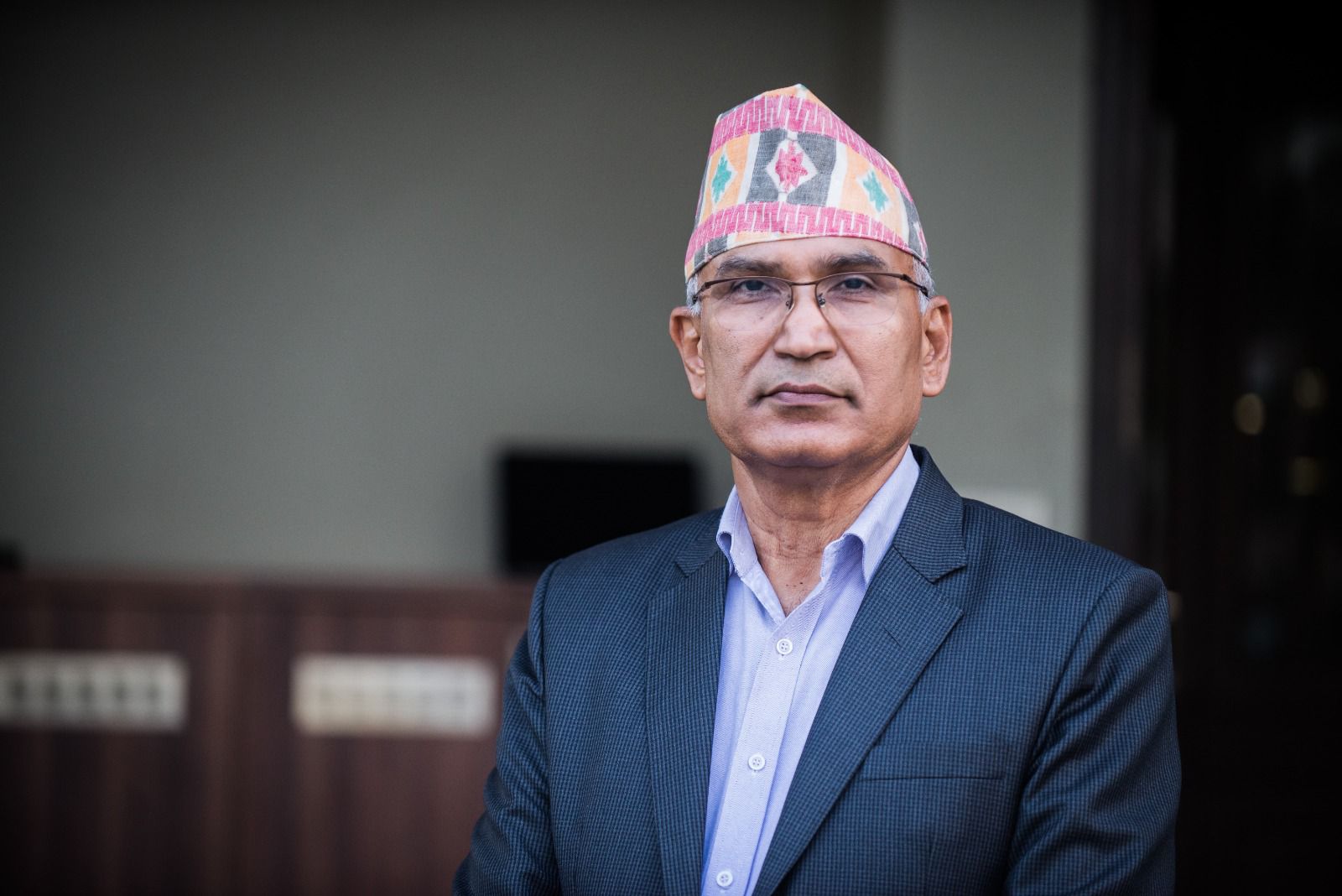 सम्पत्ति शुद्धीकरण अनुसन्धानमा पक्राउ परेका विष्णु पौडेललाई काठमाडौं ल्याइँदै